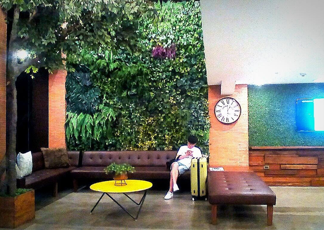 U Hotels Makati主图