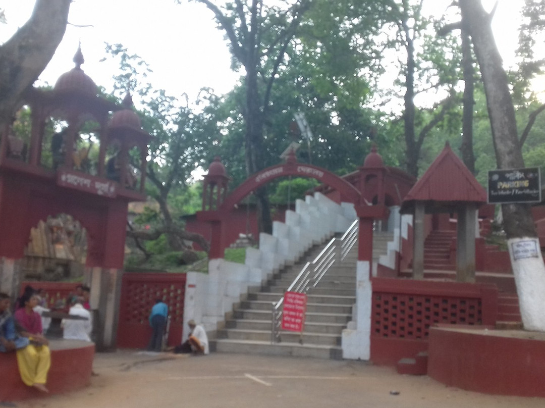 Basistha Ashram Temple景点图片