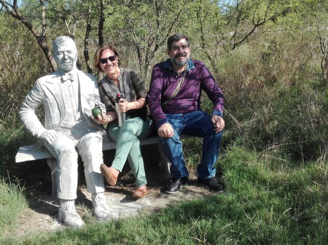 Parque de Esculturas Velarde Gil-Carmelo必去景点