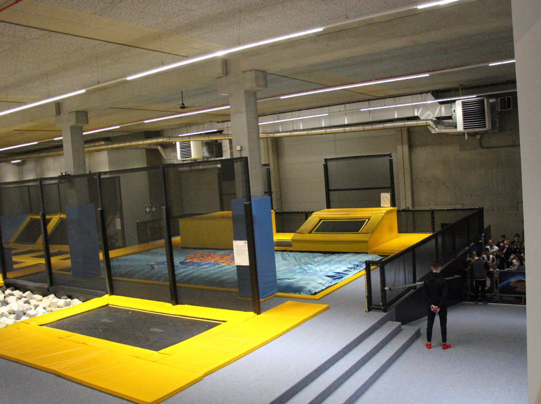 Space Jump Parkstad-科尔克拉德必去景点