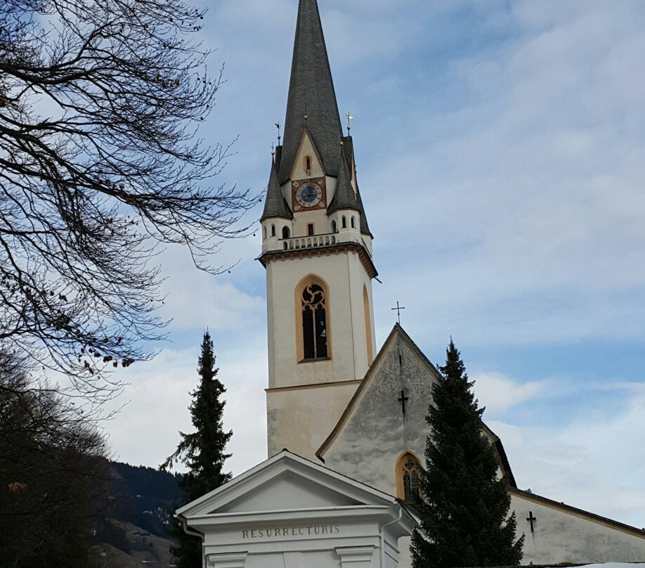 St. Andra (Church of St. Andrew)景点图片