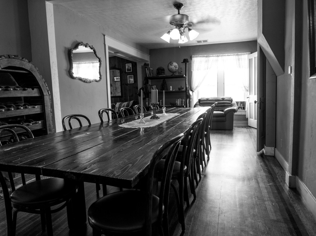 Jaroso酒店住宿-Indiana Jones Bed & Breakfast