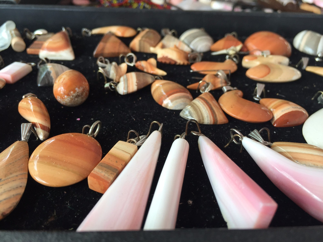 Cayman Craft Market-乔治城必去景点