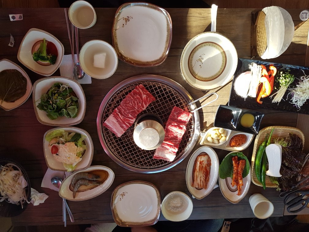 抱川市餐馆和美食-Famous Moving Ribs