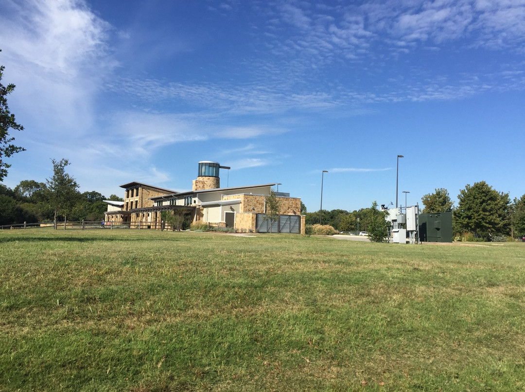 Oak Point Park & Nature Preserve-普莱诺必去景点