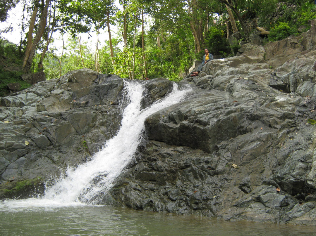 Nagpana Falls景点图片