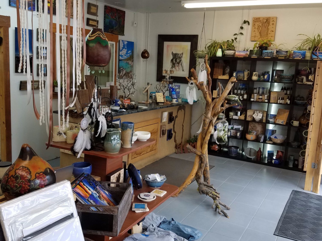 Blue Wolf Studios-Kings Beach必去景点