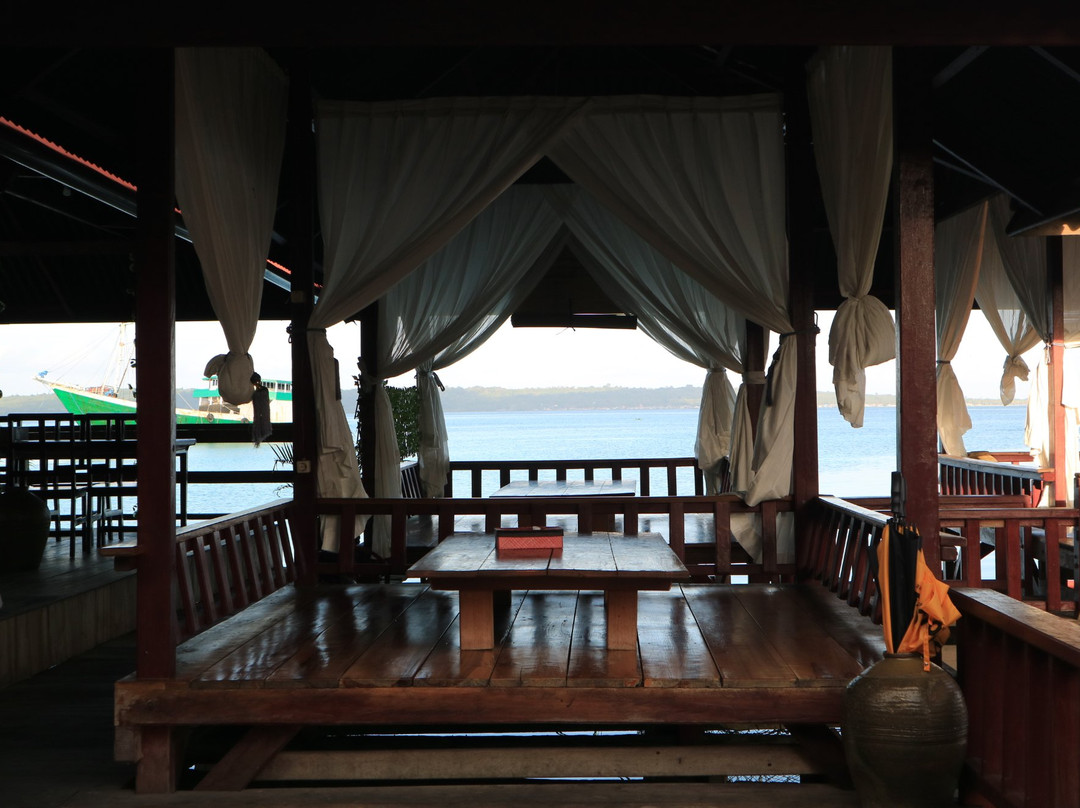 Wangi Wangi Island旅游攻略图片