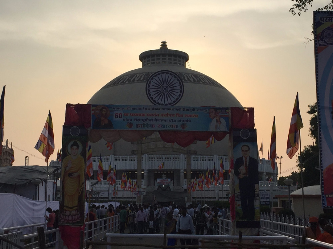 Dhamma Chakra Stupa景点图片