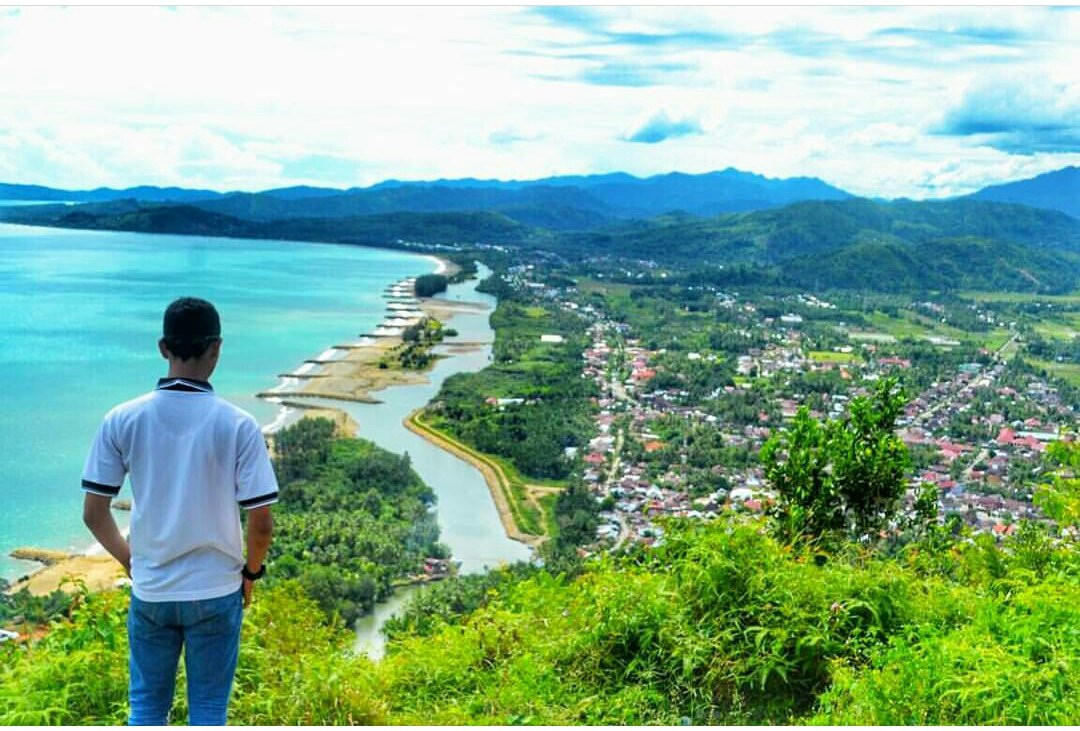 Painan旅游景点-Langkisau Hill