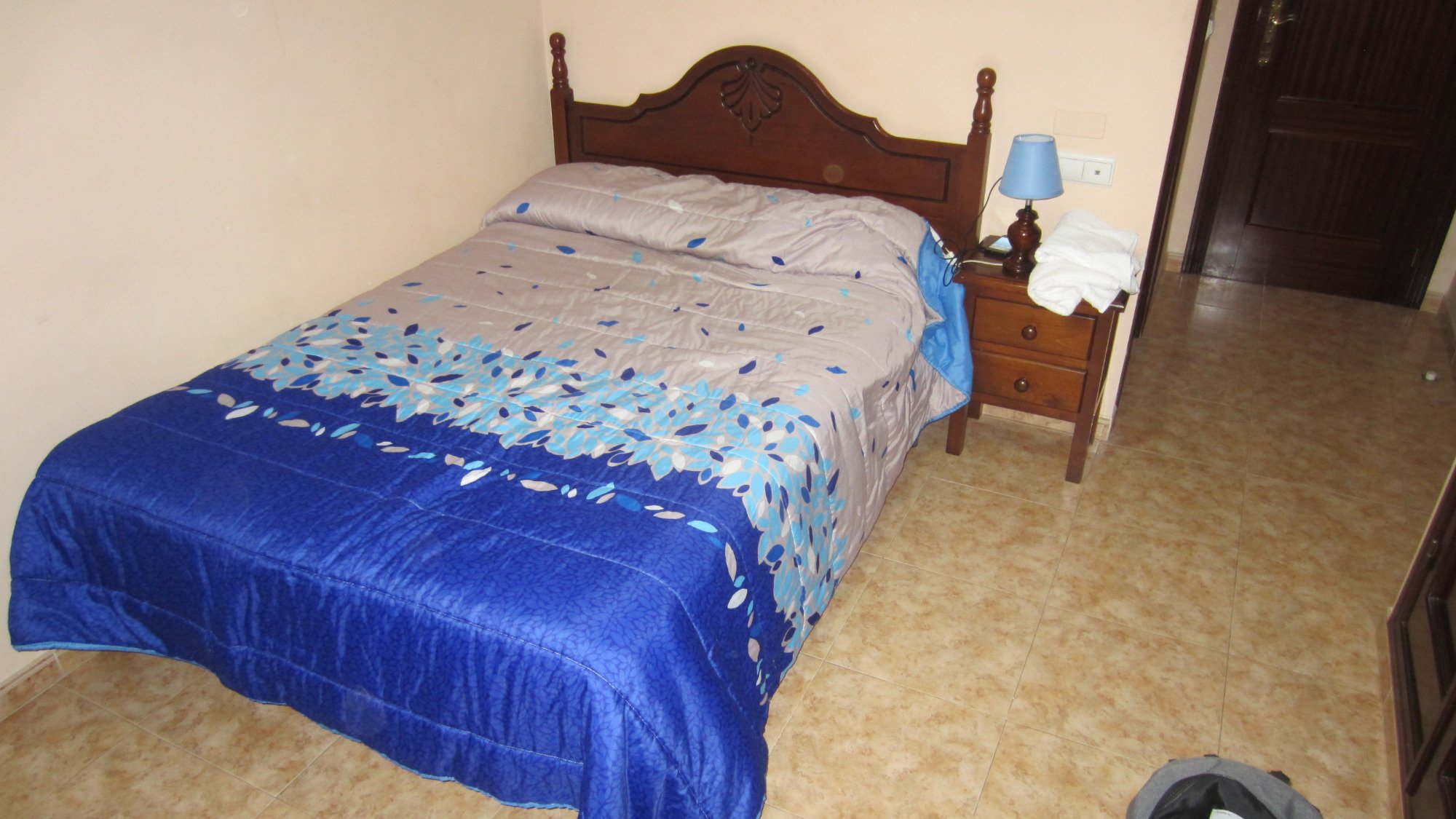 Hostal El Polígono-官方