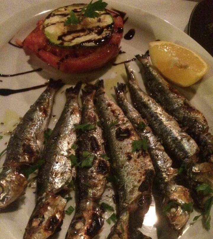 Petres餐馆和美食-Mimis Tavern