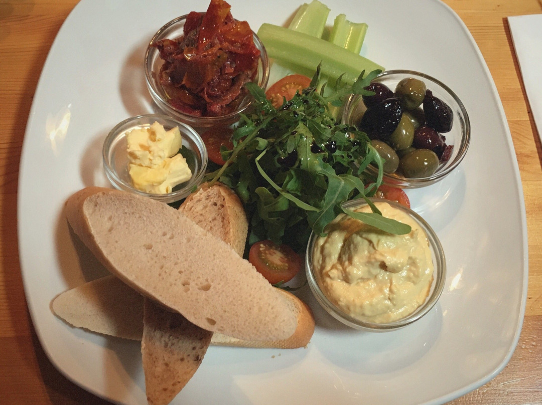 The Garden Cafe at Hillers