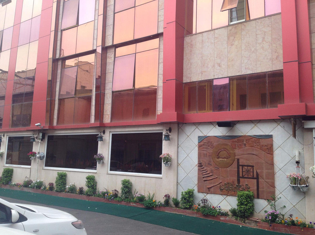 Shabestan Hotel