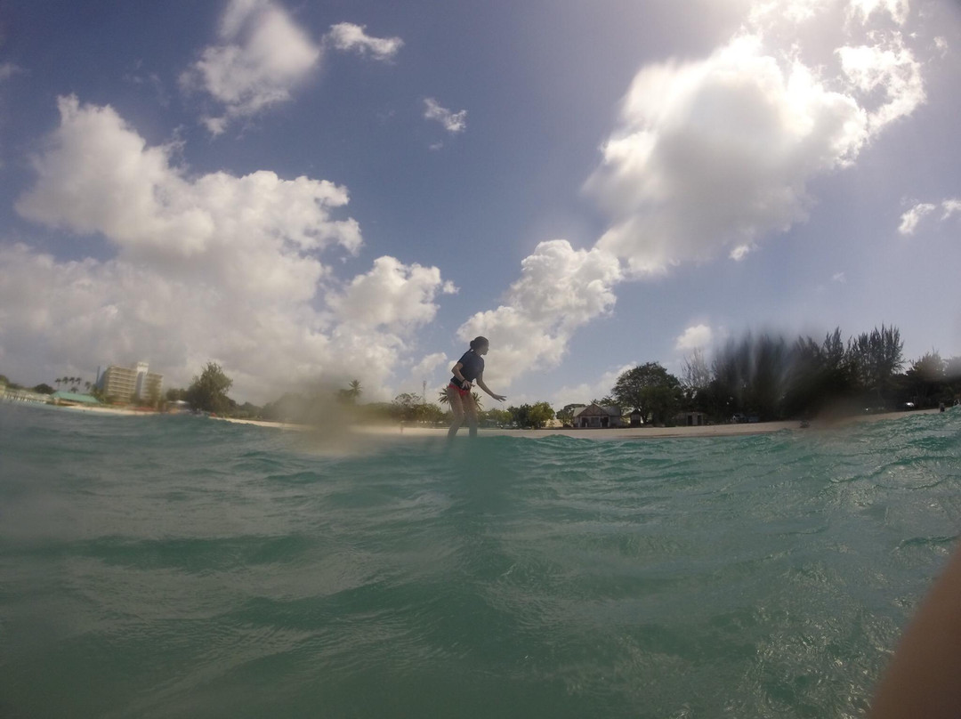Ajani's Irie Surf School Barbados-布里奇顿必去景点
