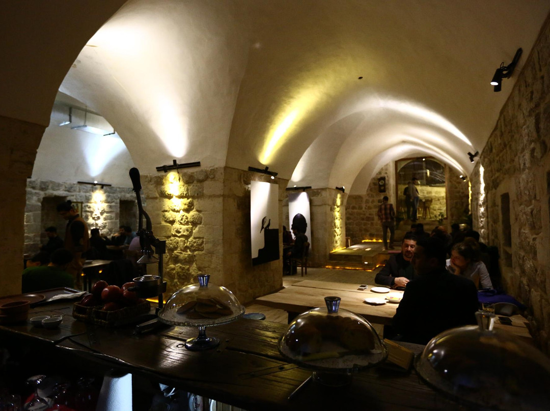 Mazidagi餐馆和美食-Sinek Cafe