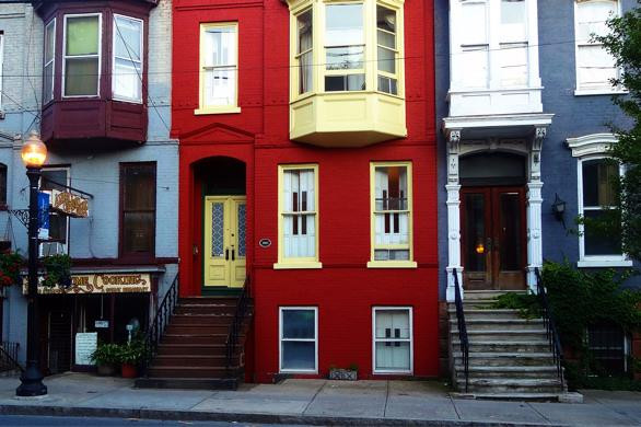 百灵街-奥尔巴尼必去景点