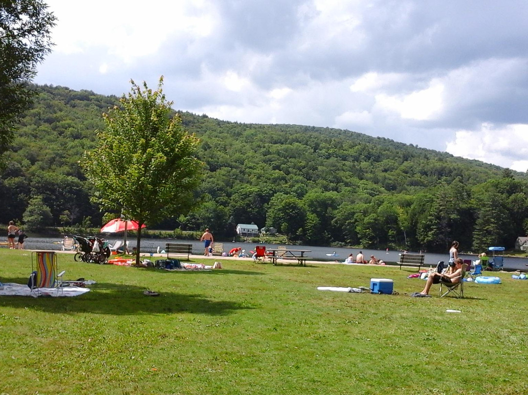 Camp Plymouth State Park-Ludlow必去景点