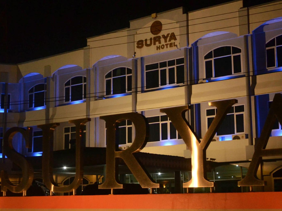 苏里亚酒店主图