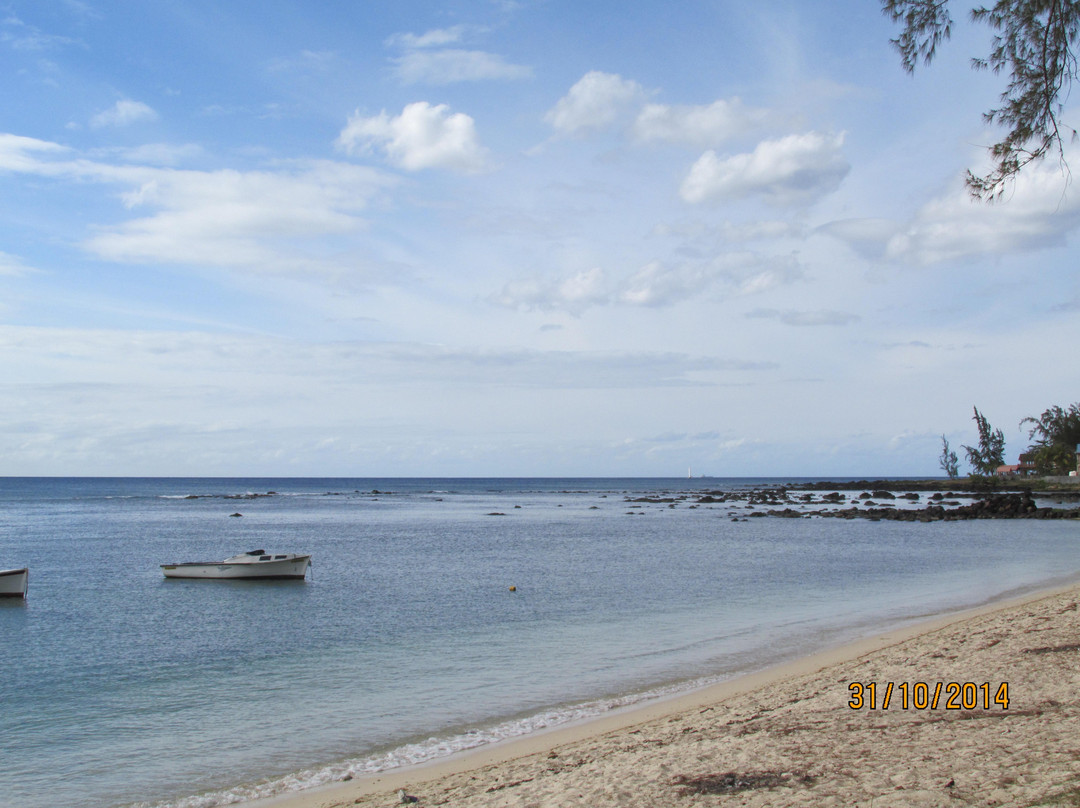 Pointe aux Piments Public Beach景点图片