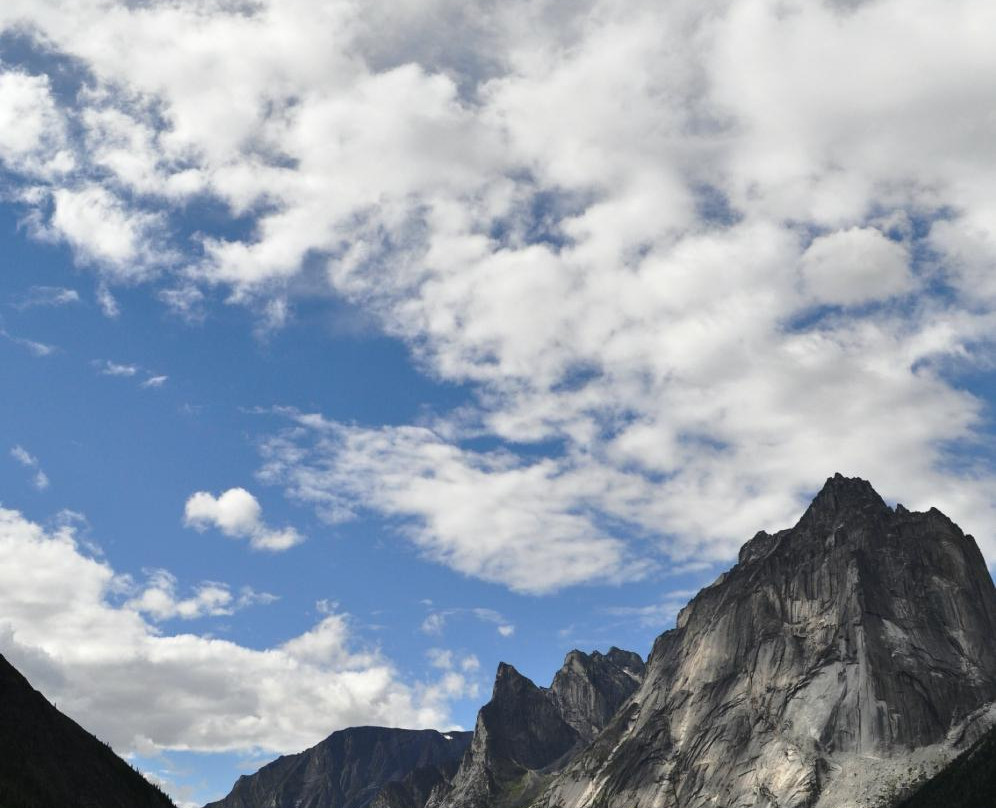 Simpson Air & Nahanni Mountain Lodge-Fort Simpson必去景点