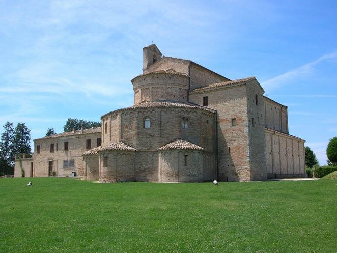 Santa Maria a Pie di Chienti景点图片