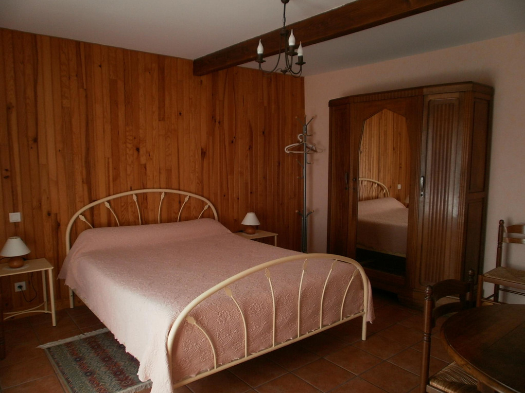 Le Vieux Pommier主图