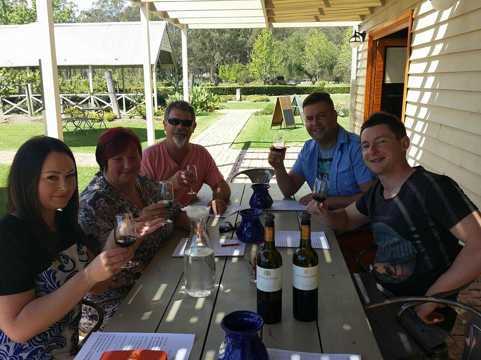 Off The Vine Wine Tours景点图片