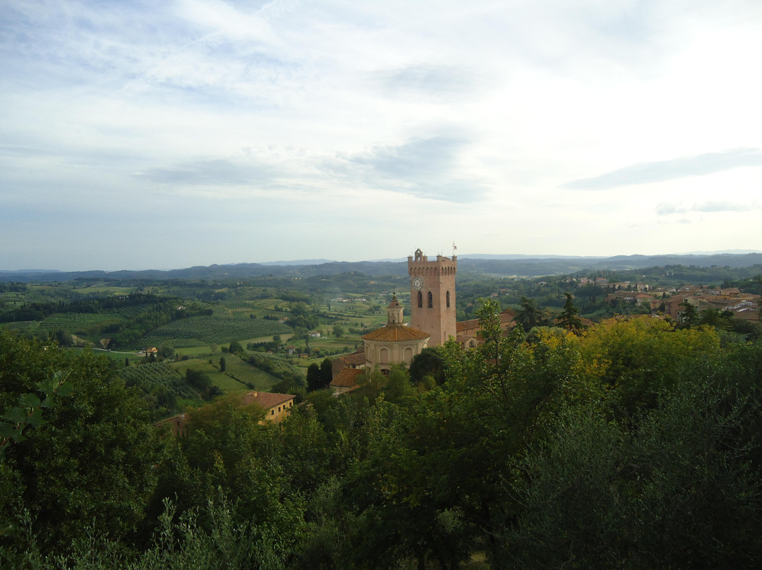 Rocca Federico II-圣米尼亚托必去景点
