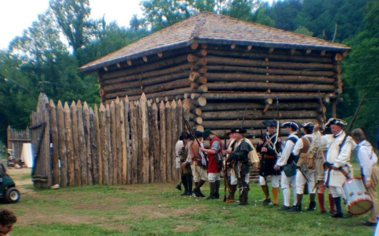 Davidson's Fort Historic Park-Old Fort必去景点
