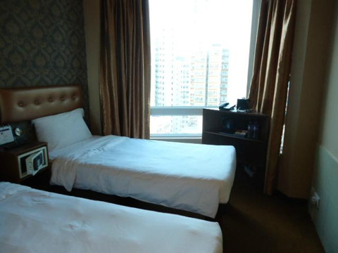 華美達海景酒店主图