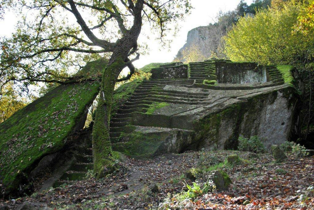 Piramide Etrusca Bomarzo o Sasso del Predicatore