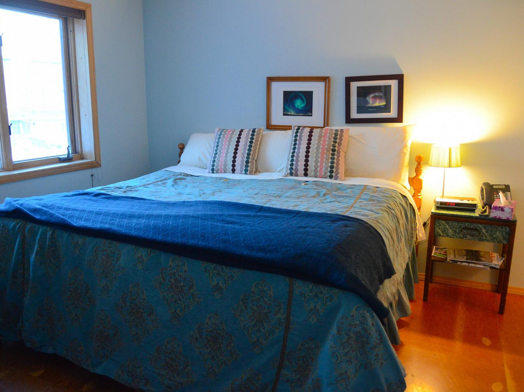 黄刀镇酒店住宿-湾畔住宿加早餐旅馆