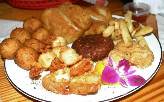 Seafarer's Restaurant & Market