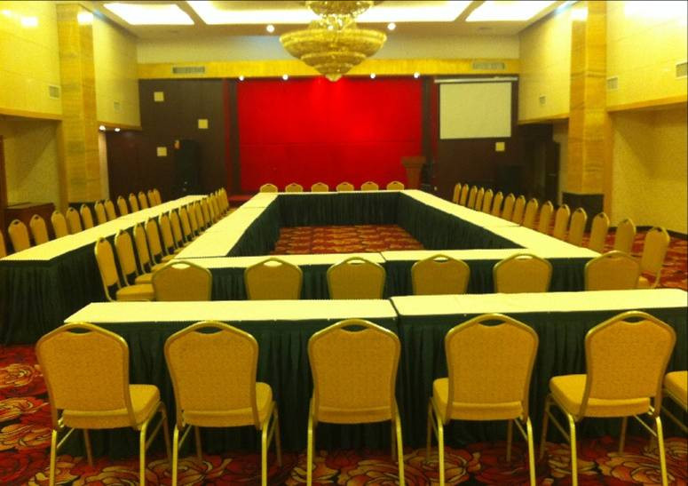 卓越大酒店主图