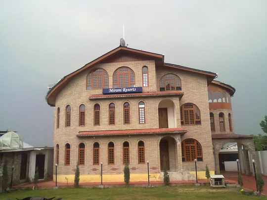 Mirani Resorts主图