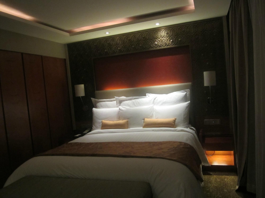 金来大酒店主图