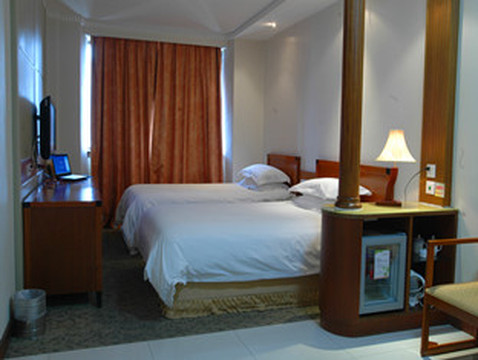 吴宫大酒店主图