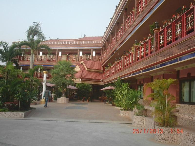 Hirun Grand Hotel主图