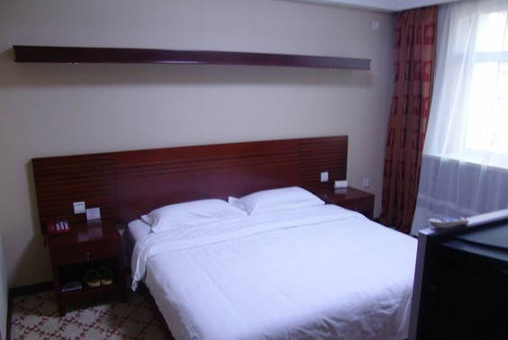 罗曼假日酒店主图