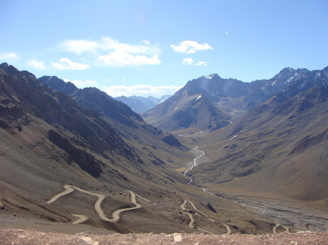 El Montanes Hotel主图