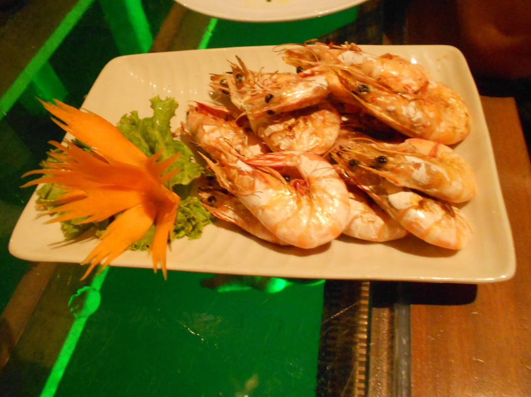 ร้านอาหารบ้านพลอยเสม็ด