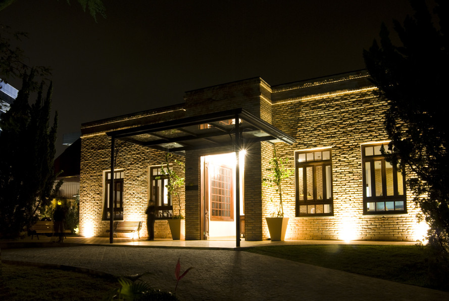 巴卢韦利餐馆和美食-El Uruguayo