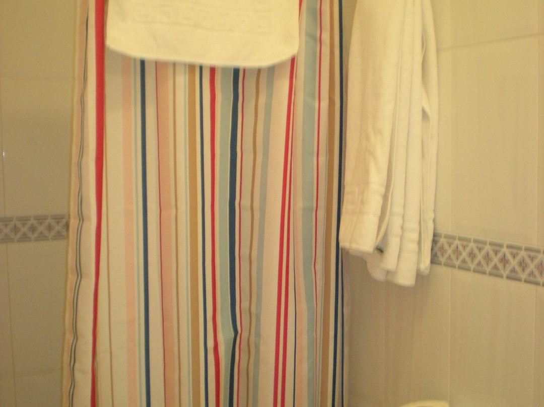 Hostal Los Gallos Casabermeja主图