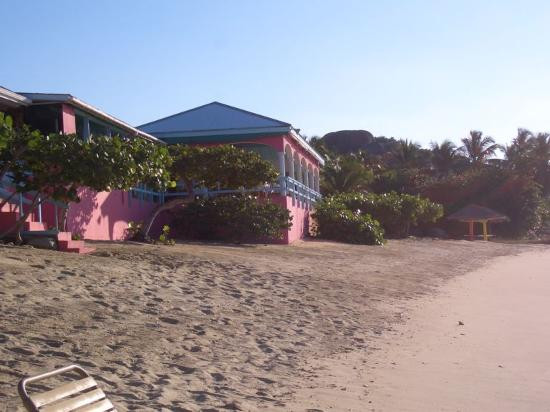 Fischer's Cove Beach Hotel主图