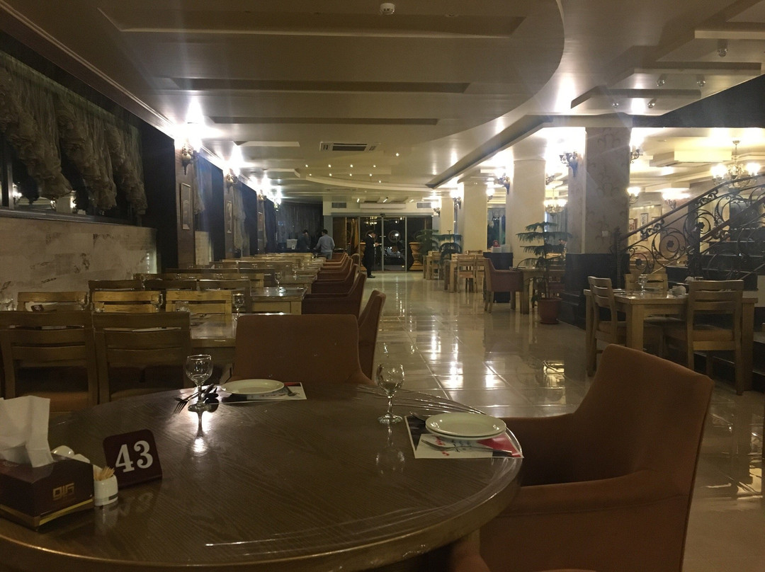 Urmia餐馆和美食-Diyako Restaurant