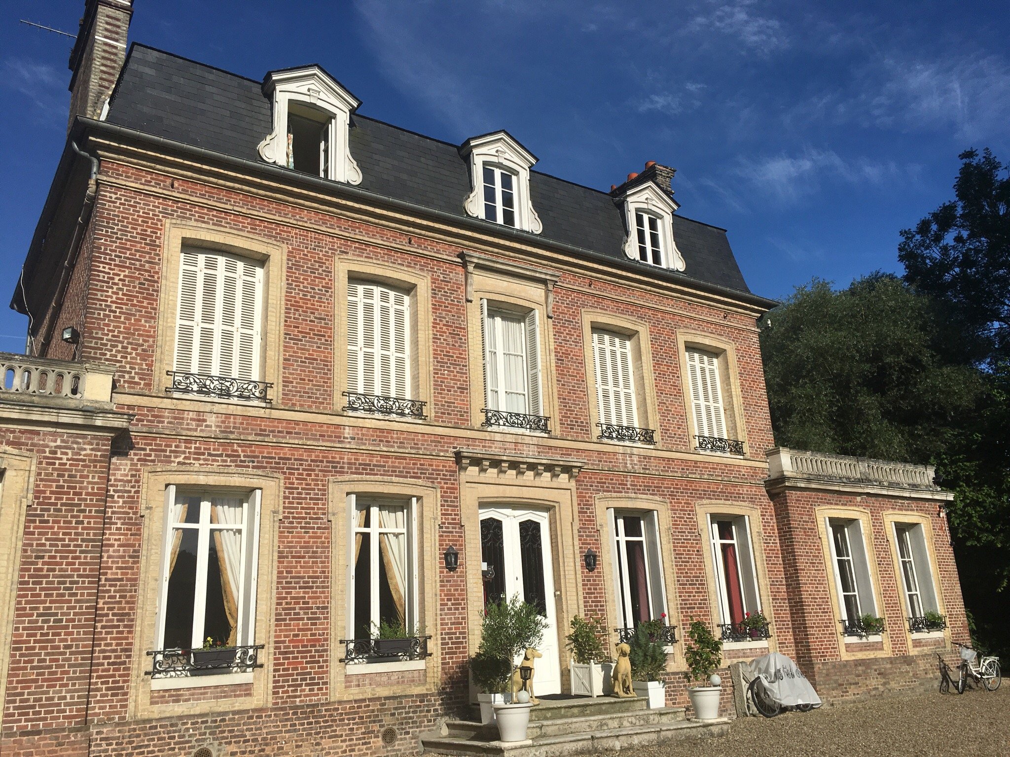 Le Roy Moulin-官方