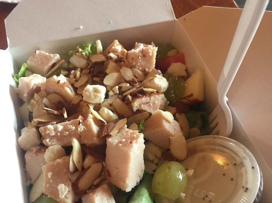 Utopia Frozen Yogurt and Coffee House