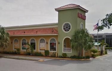 Pollo Tropical