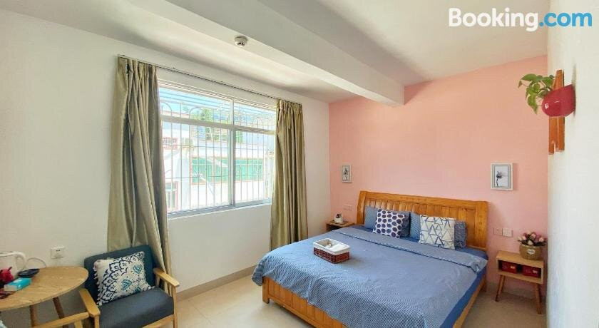 丹霞山怀森小舍主图